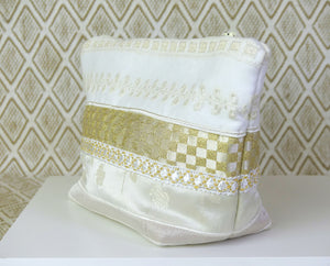 White and gold soft zipped pouch